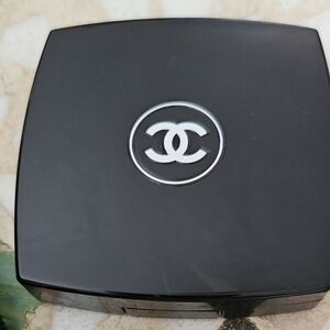 Chanel Rose Initial, Joues Contraste🌸 Warm Tone, Dark Pink NWOT